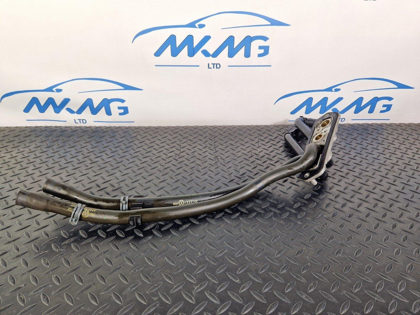 10-15 AUDI Q7 4L REAR HEATING PIPES WITH PLATE 7L0820339A 4L0819884