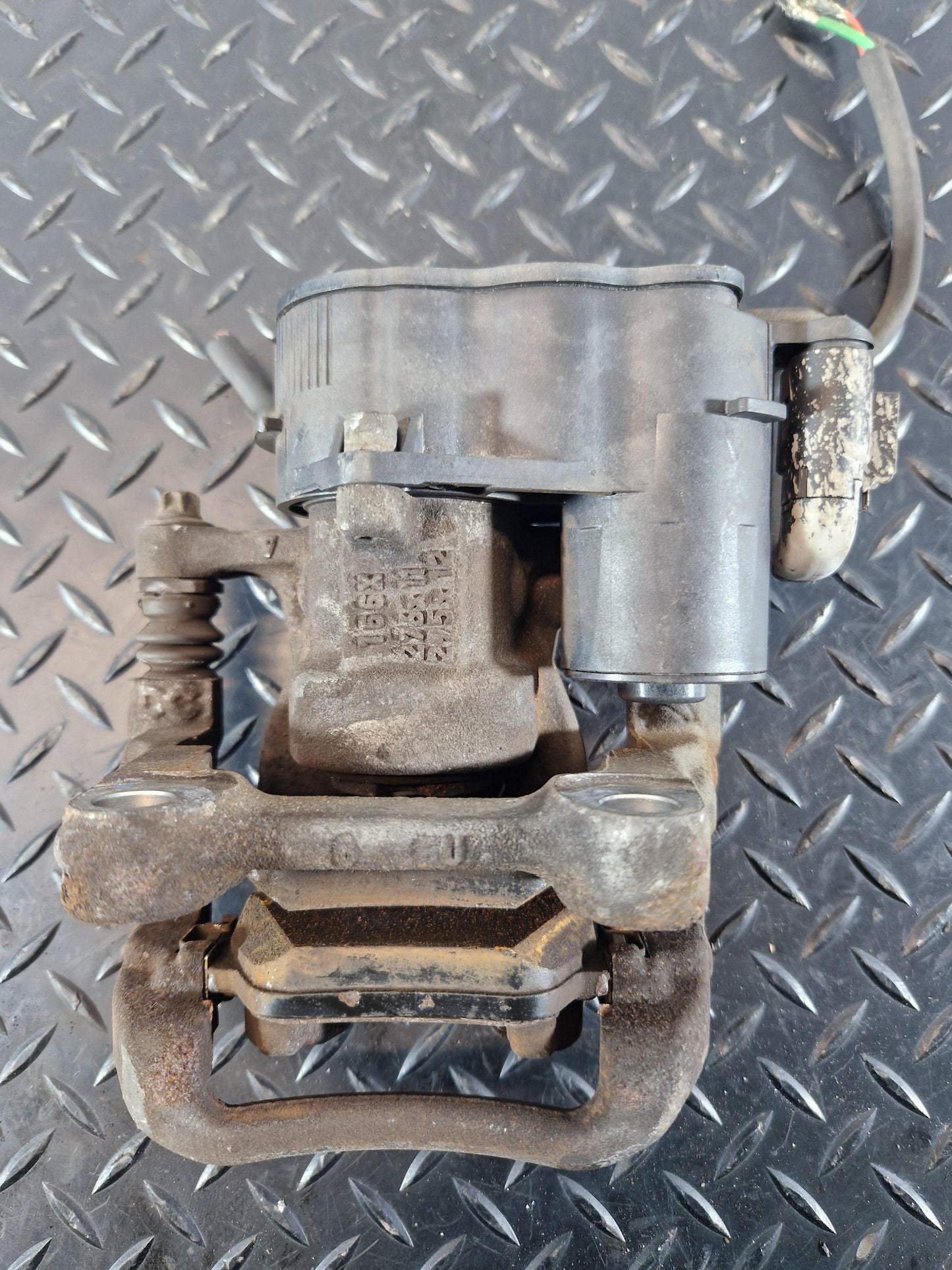 2019 Mercedes-Benz B200d B-Class W247 SUV Brake Pads A2474230198