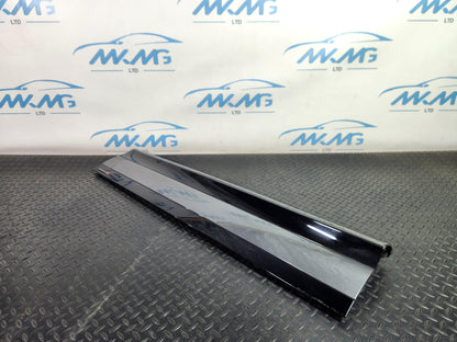 Range Rover Evoque SUV Front Right Door Moulding Trim Damaged K8D2-21064-C