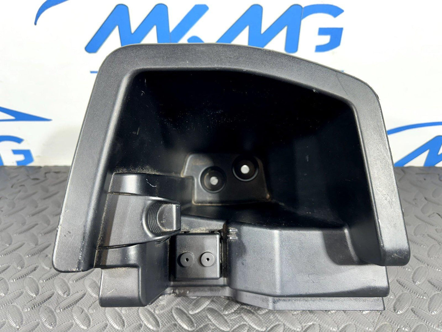 14-21 BMW 2 SERIES GRAN TOURER GENUINE F46 REAR RIGHT BOOT STORAGE BOX 7327034