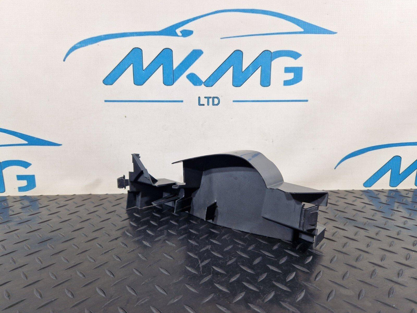 14-20 MERCEDES BENZ GLA 200 X156 OEM FRONT RIGHT AIR FLOW SERRATION A1568880800