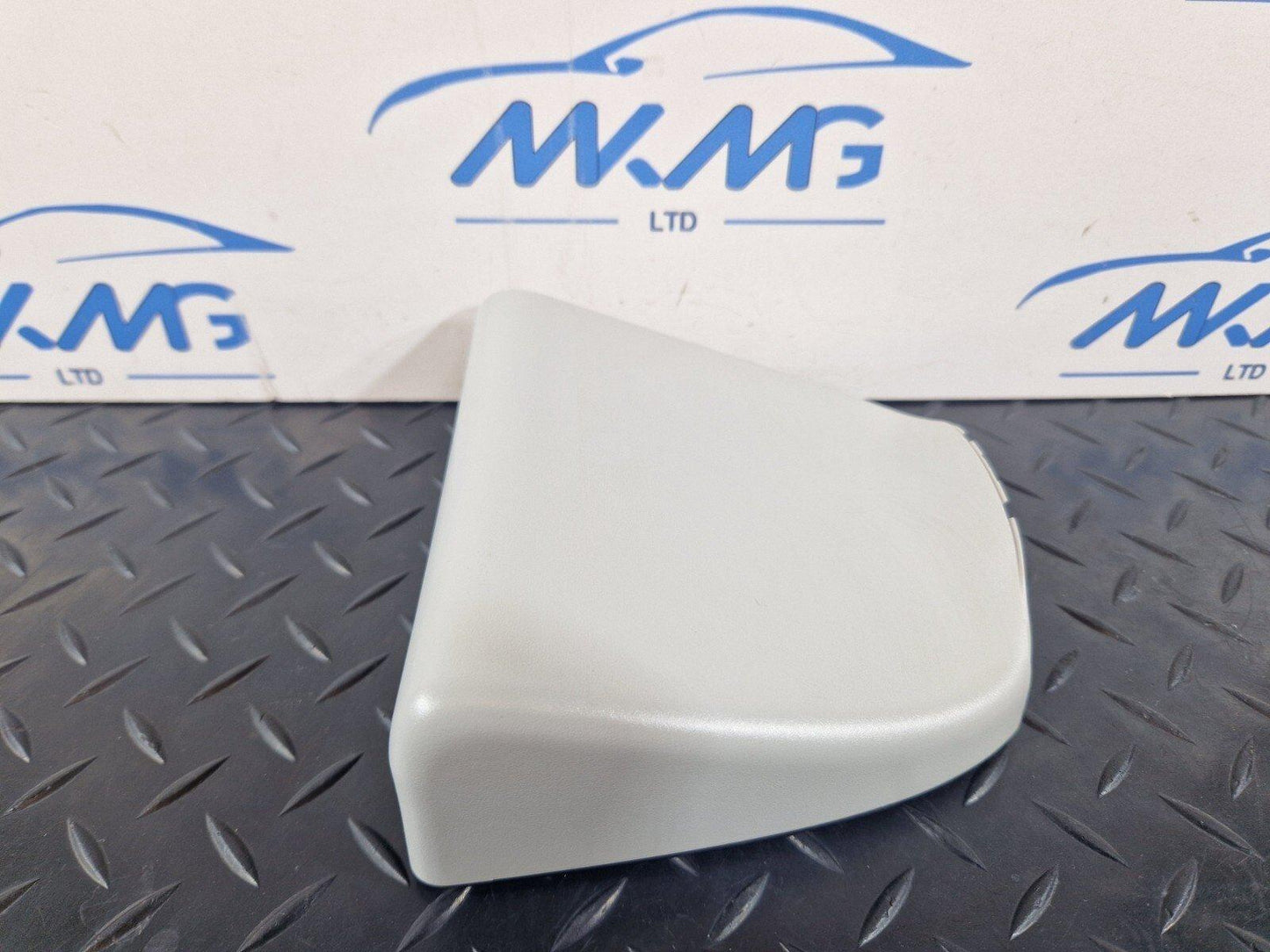 12-18 AUDI A6 C7 INTERIOR REAR VIEW MIRROR COVER 4G0907299 DAMAGED