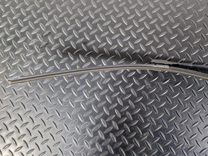 18-ON MERCEDES BENZ SPRINTER W907 W910 WIPER ARM RIGHT O/S A9108203400