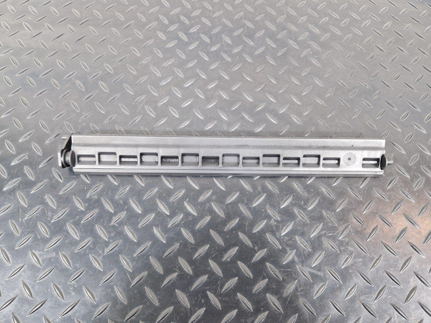 14-21 BMW 2 SERIES GRAN TOURER F45 F46 AIR DUCT SHUTTER GRILL FLAP 9R 8499973