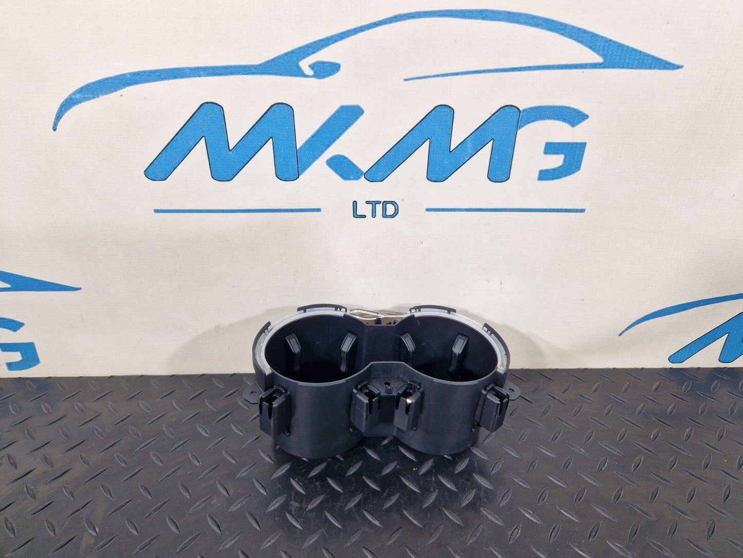 16-19 AUDI A4 B9 GENUINE TWIN DOUBLE CUP HOLDER 8W0862533A