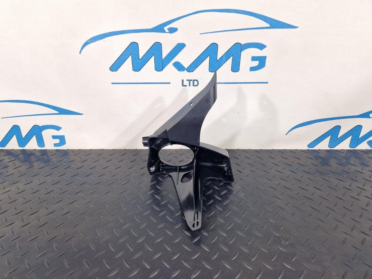 10-18 AUDI A7 4G S-LINE GENUINE REAR LEFT SPEAKER BRACKET 4G8035243