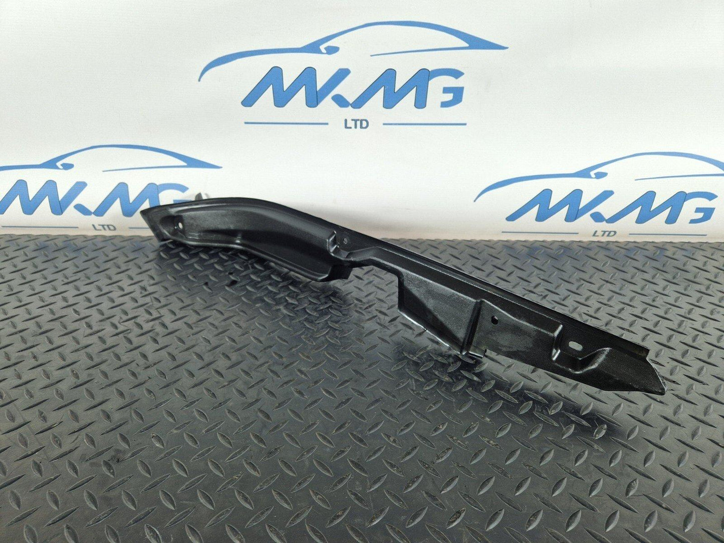 20-24 BMW 1 SERIES F40SEALING SEAL SIDE PANEL TOP LEFT N/S HOOD 7450919