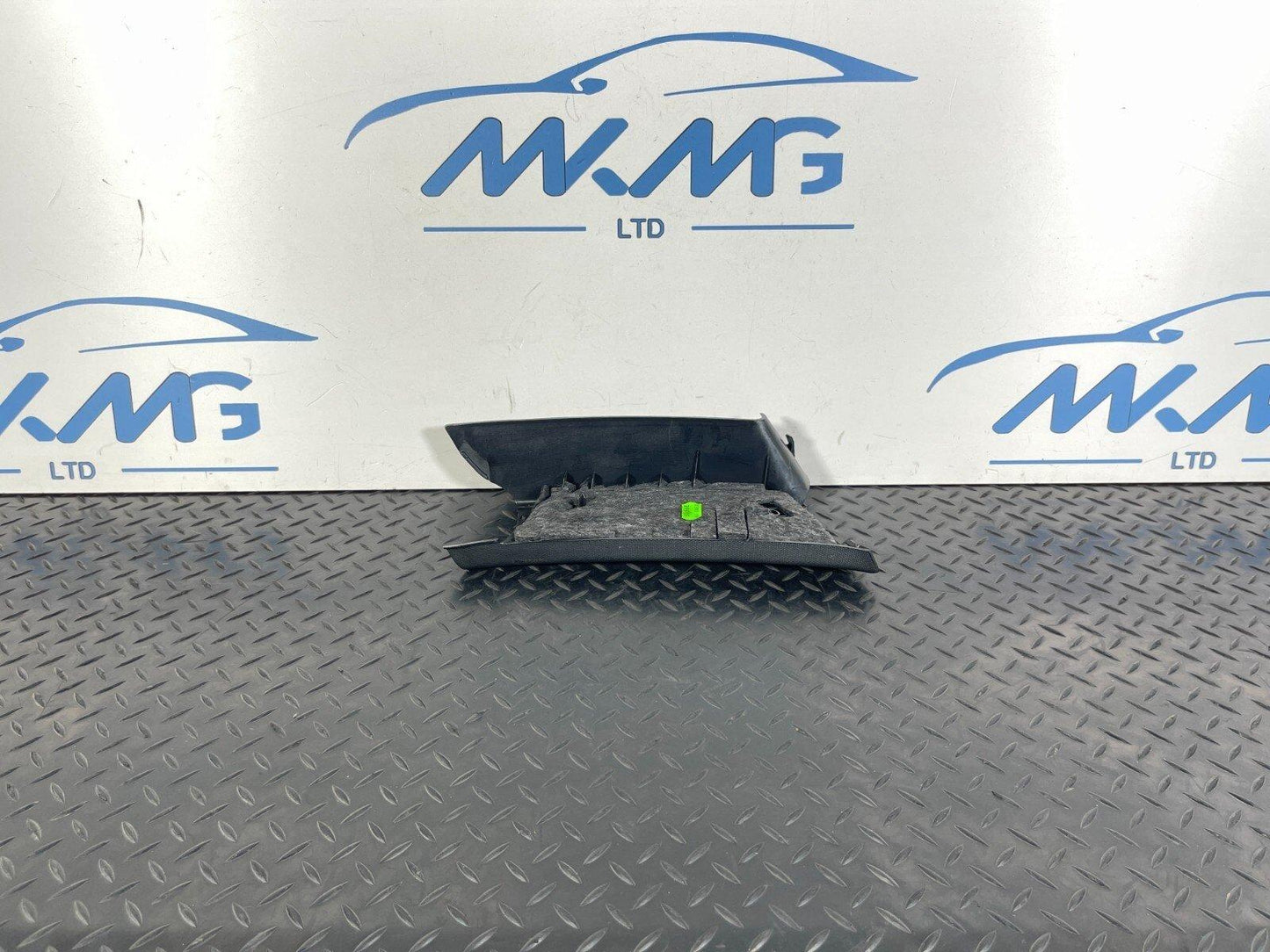 12-18 BMW 3 SERIES F30 F31 Right Side C Pillar Trim Cover Panel 7248164