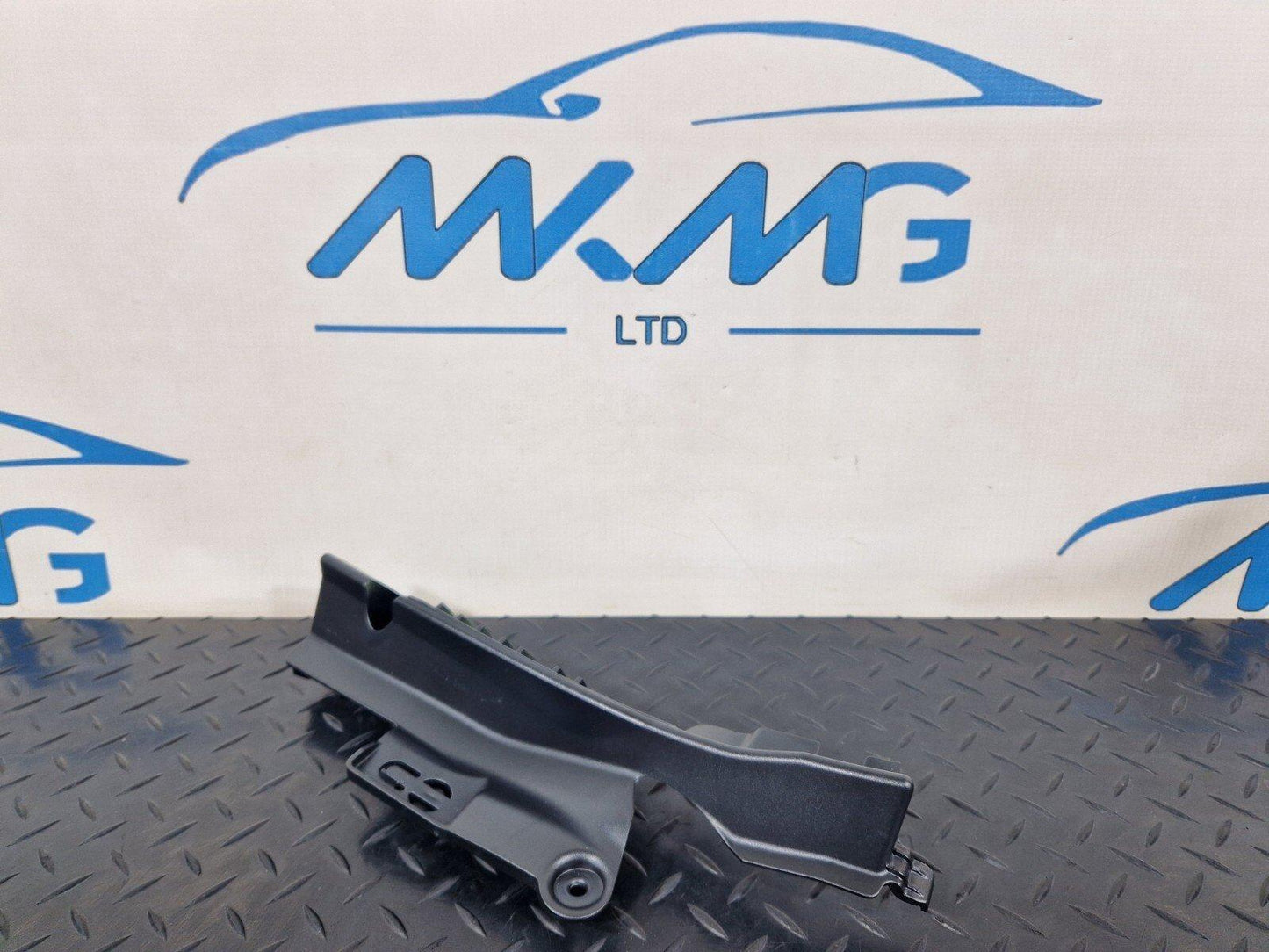 16-19 AUDI A4 B9 RIGHT ROOF SRS AIRBAG BRACKET MOUNT HOLDER 8W5880756
