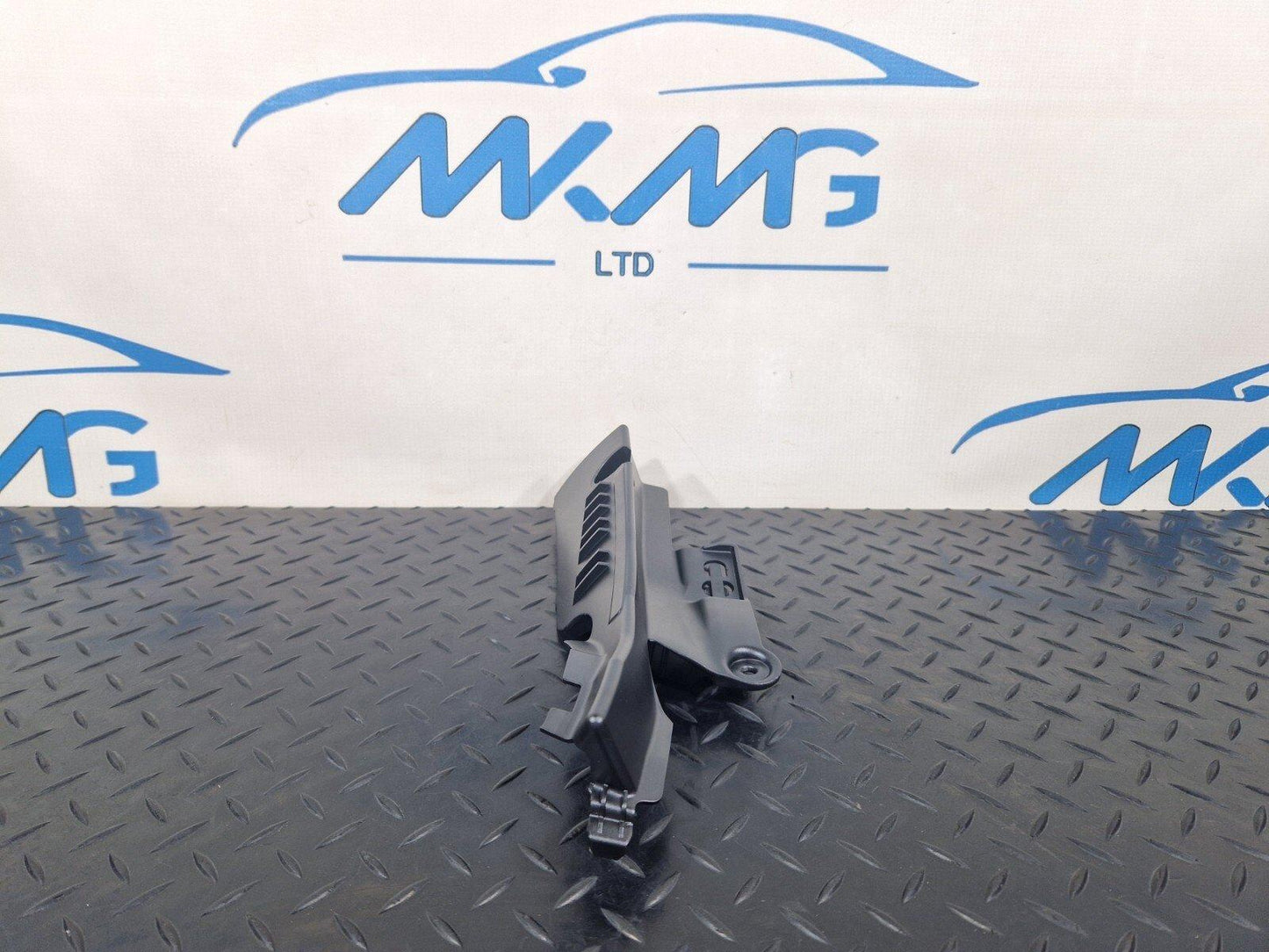 16-19 AUDI A4 B9 GENUINE LEFT SIDE ROOF SRS BRACKET 8W5880755