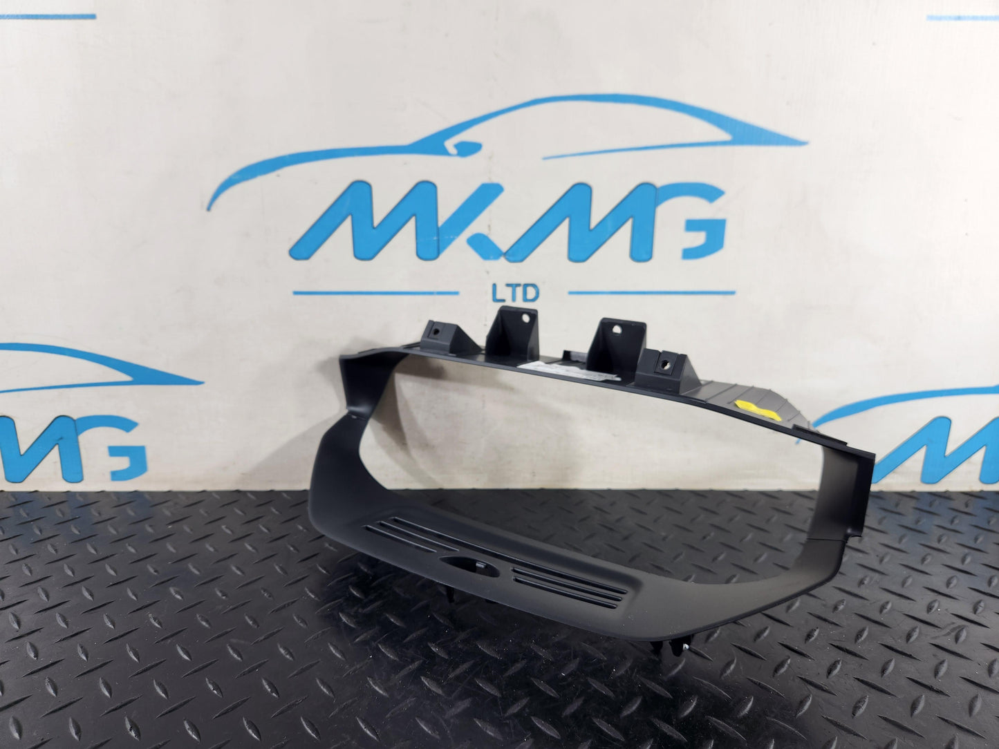 Range Rover Evoque L551 SUV Instrument Cluster Speedometer Trim K8D2-046A02-B