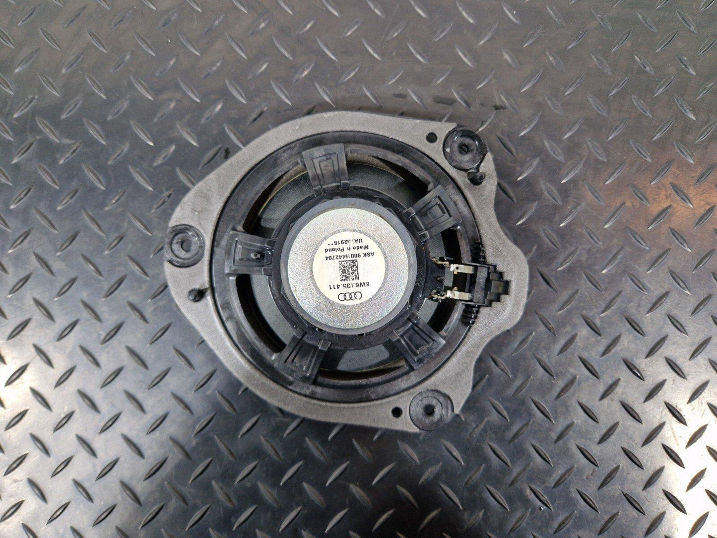16-24 AUDI A5 F5 GENUINE REAR SIDE PANEL SOUND SPEAKER 8W6035411
