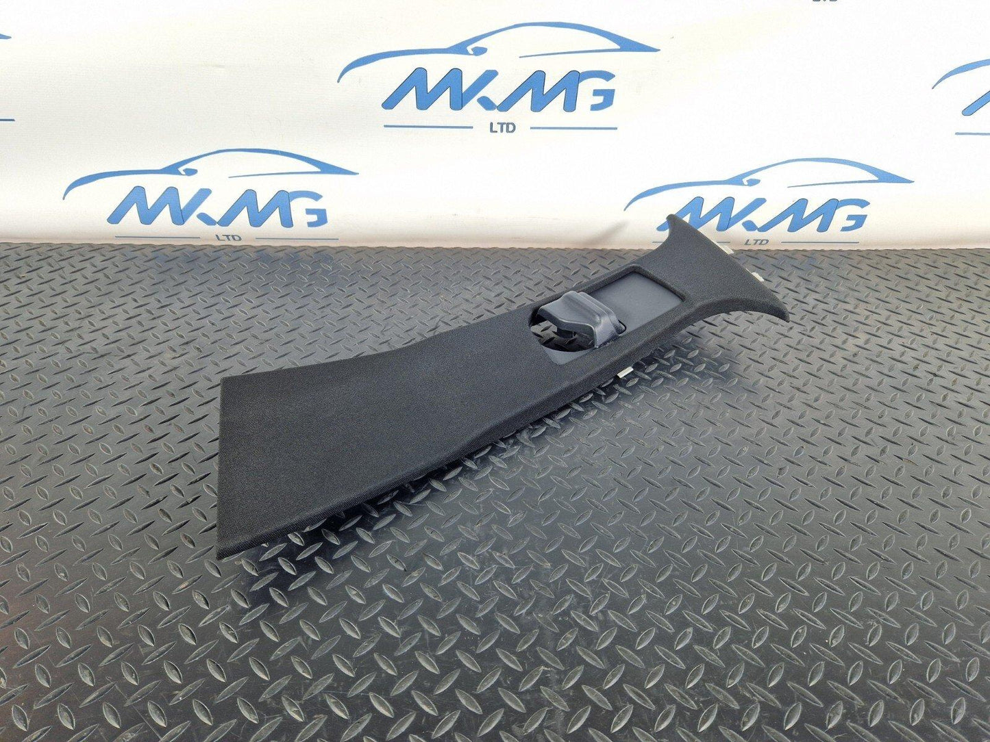 14-21 MERCEDES BENZ C200 W205 PASSENGER SIDE B PILLAR COVER A2056900930