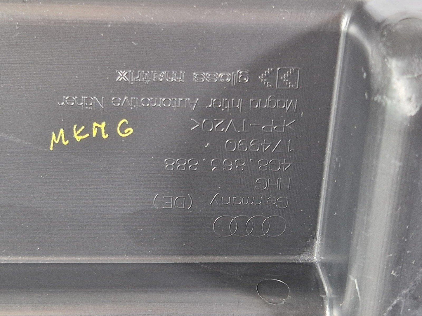 15-18 AUDI A7 4G OEM REAR RIGHT TAILGATE BOOT TRIM PANEL 4G8863888