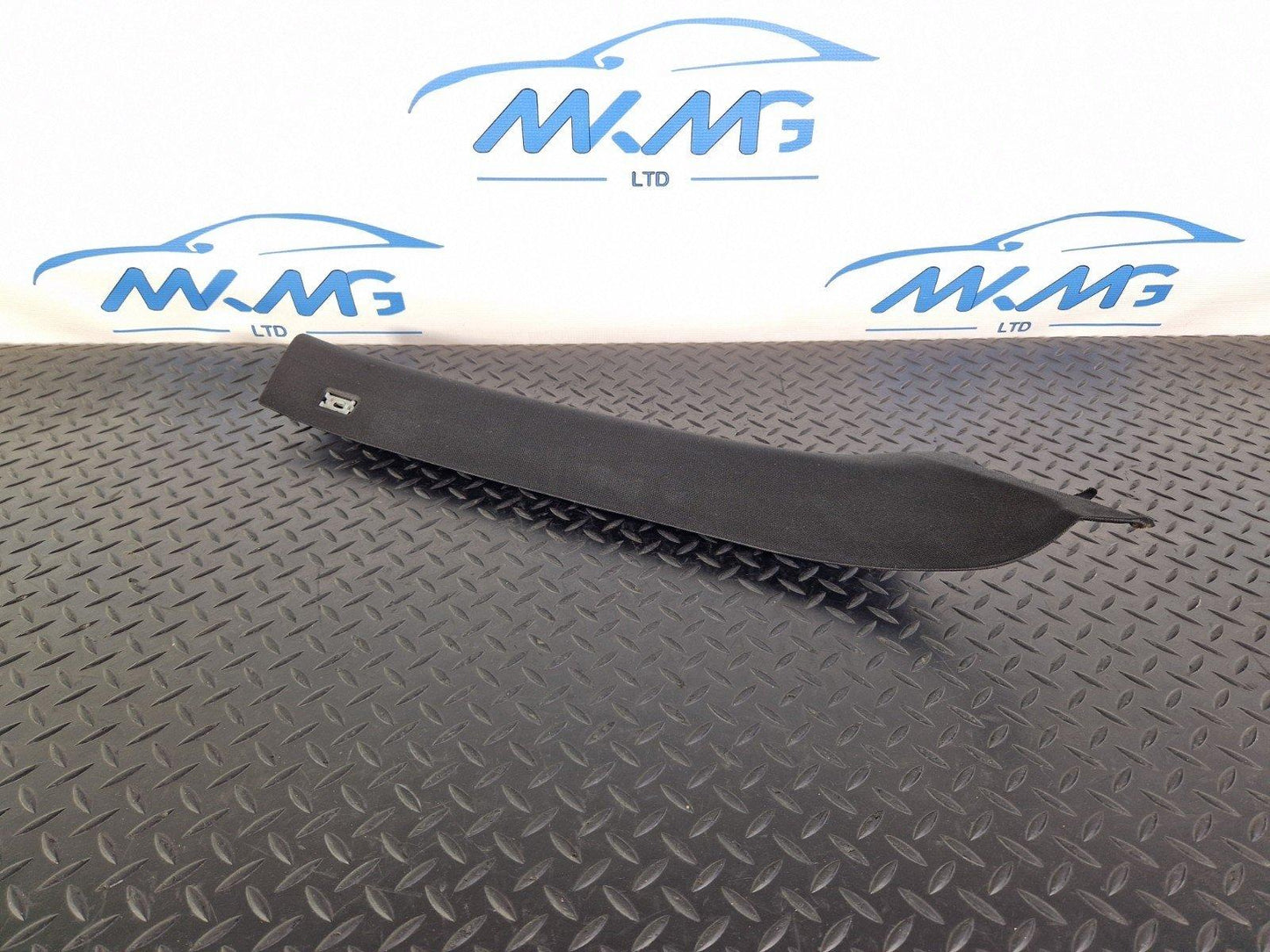 10-13 BMW X5 E70 LCI GENUINE RIGHT O/S A COLUMN PILLAR TRIM 7129750