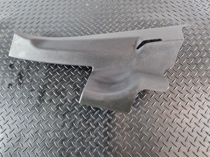 10-15 AUDI Q7 4L  GENUINE  PASSENGER SIDE REAR LOWER C PILLAR TRIM 4L0867767