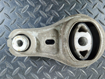 14-23 MERCEDES VITO W447 1.6 DIESEL OM622.951 GENUINE GEARBOX MOUNT A4472400110