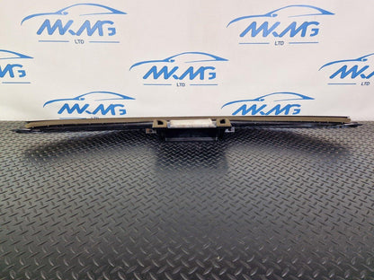 10-13 BMW X5 E70 LCI GENUINE WINDSCREEN AIR DUCT CHANEL 6958404