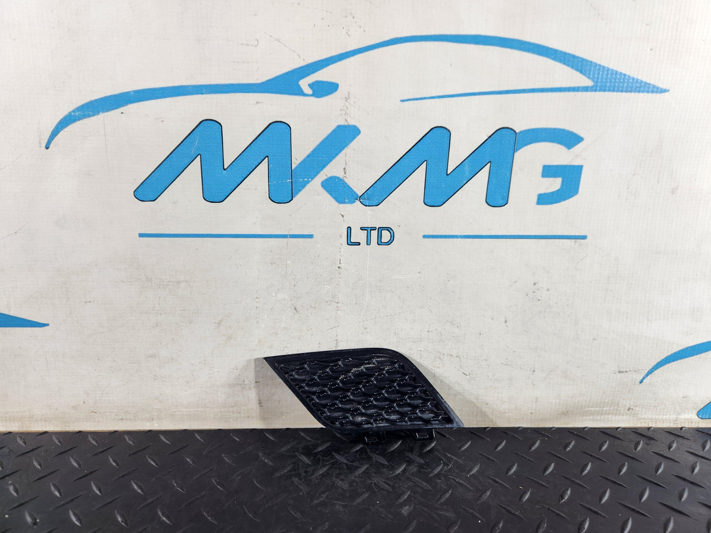 Land Rover Range Rover Evoque L551 Rear Bumper Lower Right Grill K8D2-17G754-AB