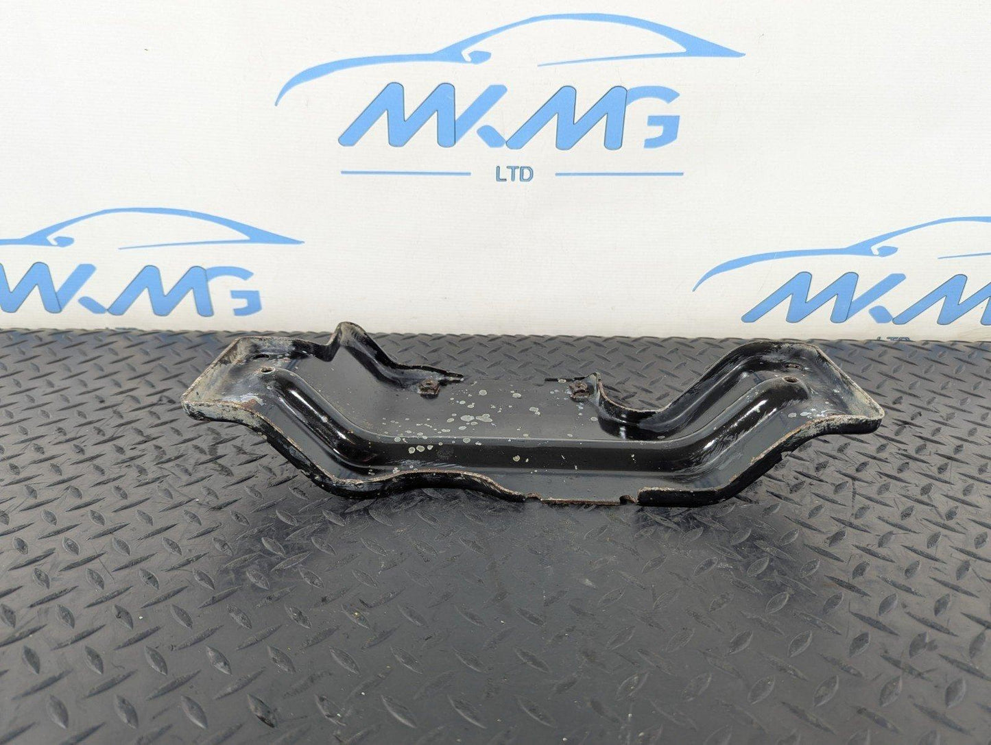 14-19 LAND ROVER L550 DISCOVERY SPORT OEM DRIVESHAFT SUPPORT BRACKET GJ324A266AB