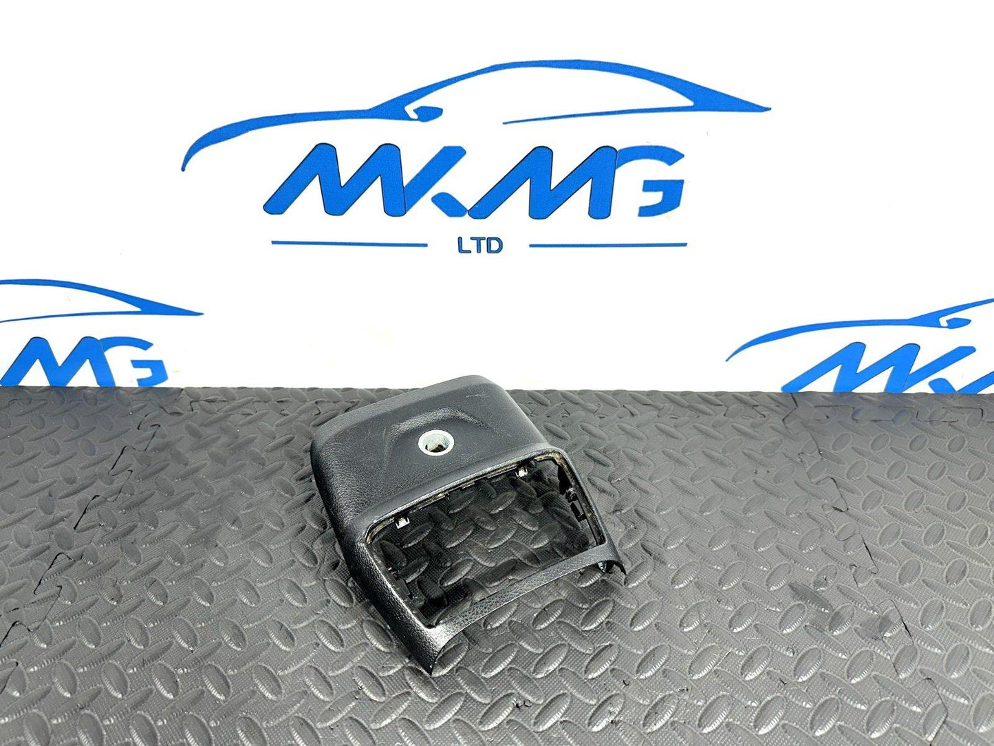 14-21 BMW 2 SERIES GENUINE GRAN TOURER F45 F46 REAR CENTRE CONSOLE TRIM 9319567