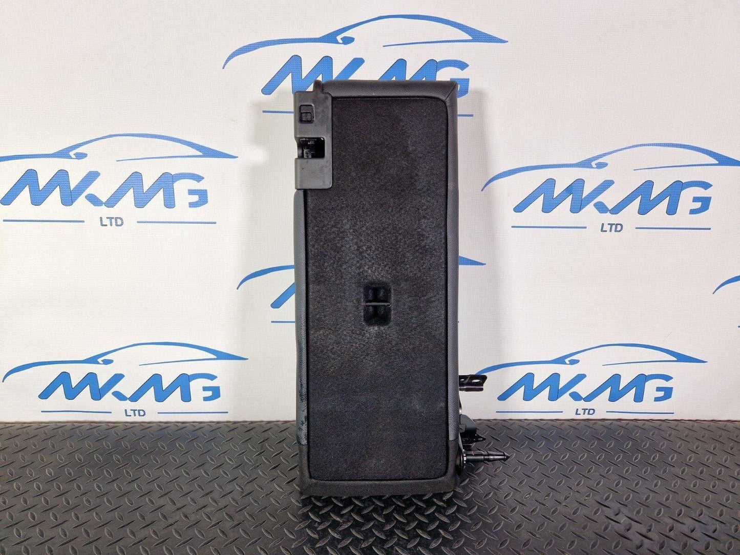 18-ON MERCEDES BENZ A CLASS W177 OEM REAR ARM REST A1779209600