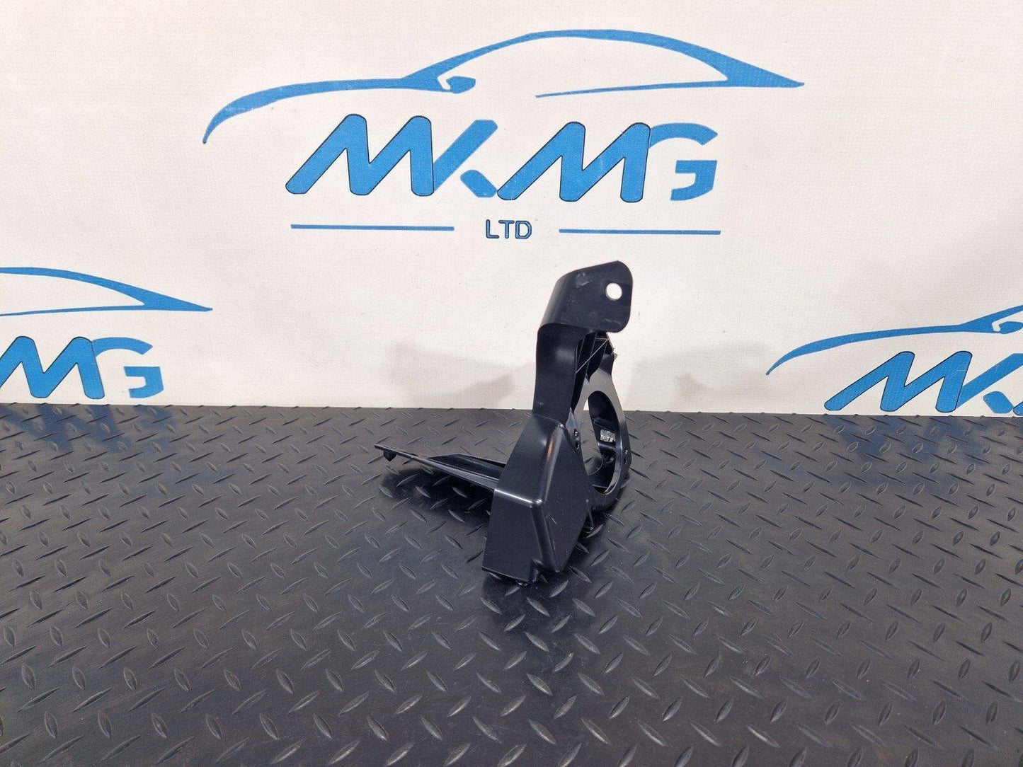 10-18 AUDI A7 4G S-LINE GENUINE REAR LEFT SPEAKER BRACKET 4G8035243