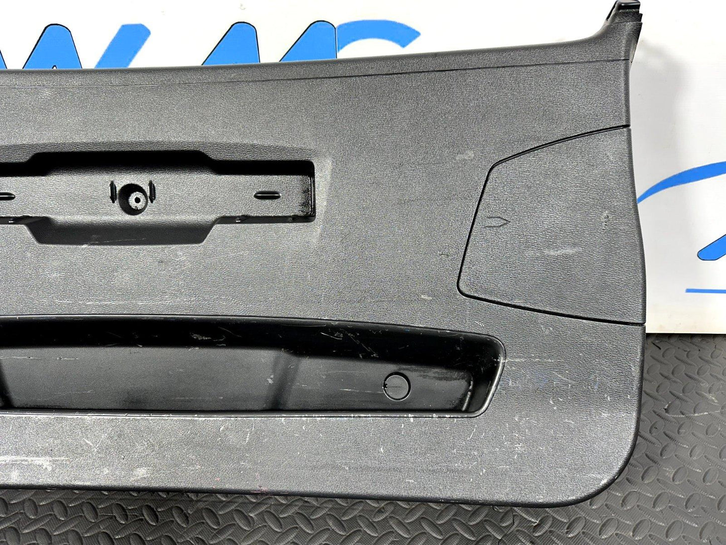 16-22 BMW X1 F48 GENUINE TAILGATE INNER TRIM COVER 7350844 7350851