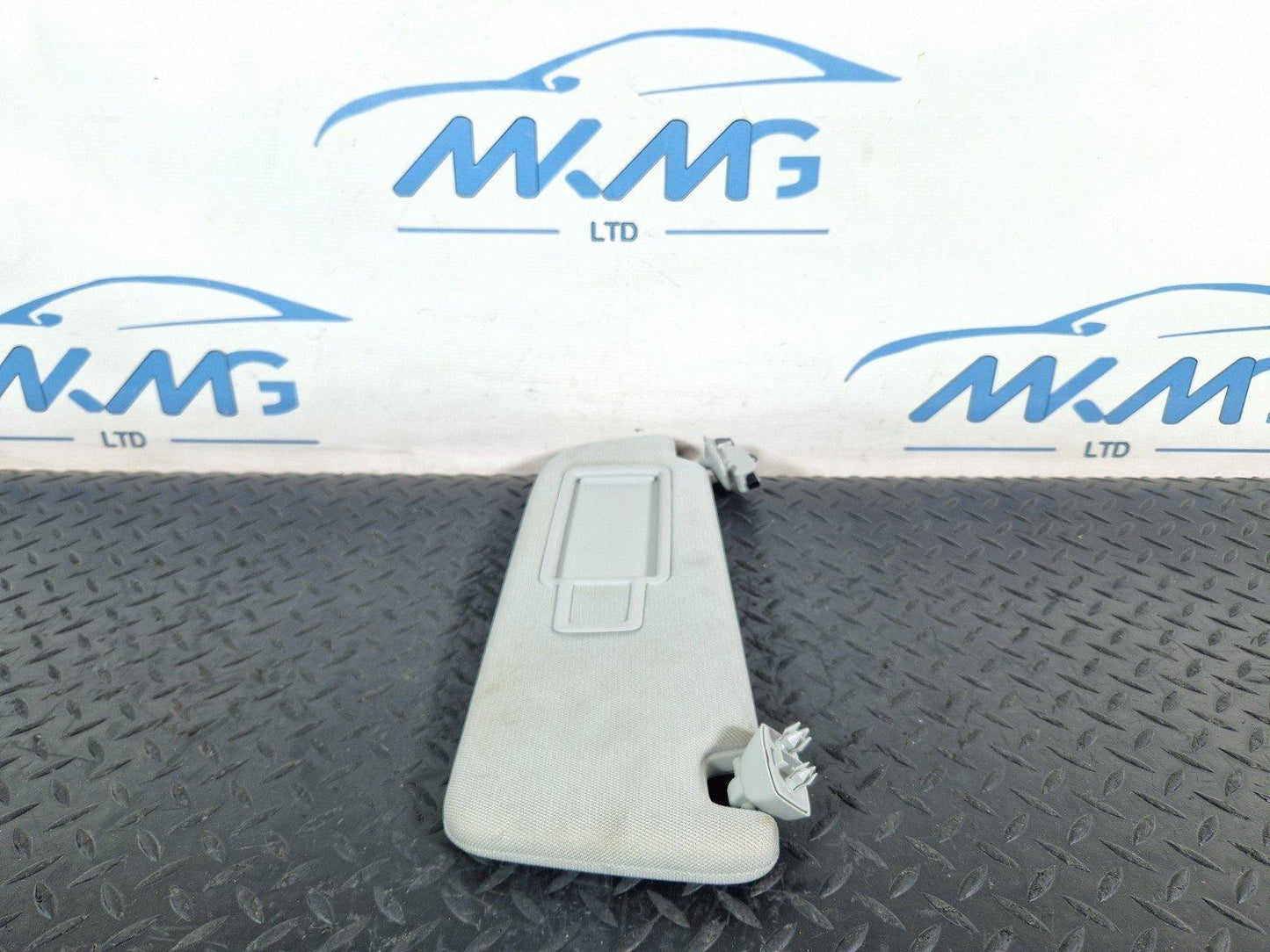 12-18 AUDI A6 C7 SUN VISOR MIRROR PANEL SUNVISOR LEFT N/S 4G0857551