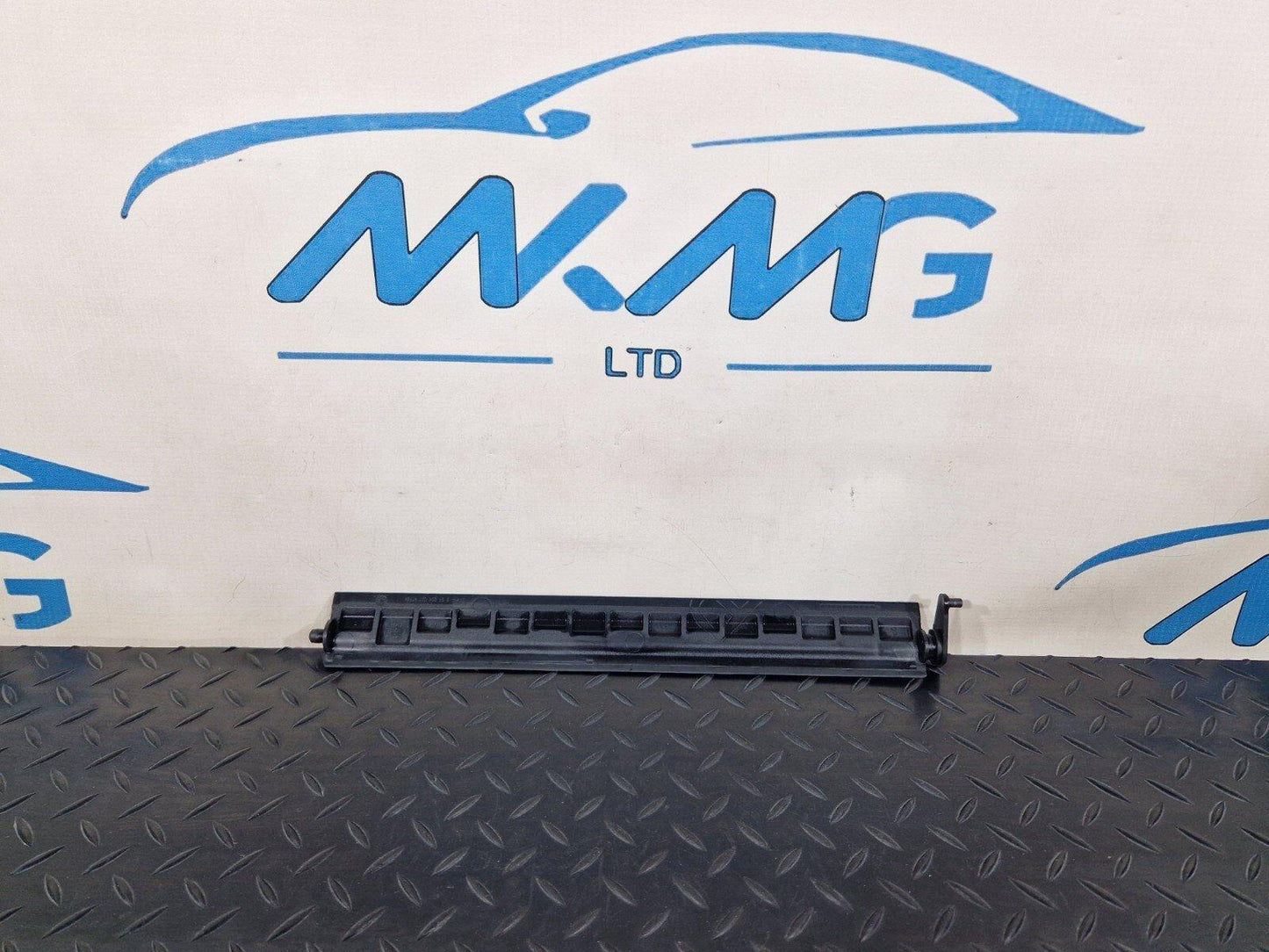 14-21 BMW 2 SERIES GRAN TOURER F45 F46 AIR DUCT SHUTTER GRILL FLAP 9R 8499973
