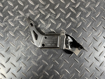 16-19 AUDI A4 B9 AVANT REAR RIGHT DRIVER O/S BOOT PANEL BRACKET 8W9863584