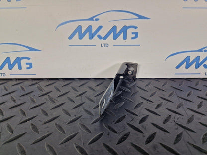 16-19 AUDI A4 B9 GENUINE OEM FRONT LEFT PASSENGER SIDE WING BRACKET 8W0821433