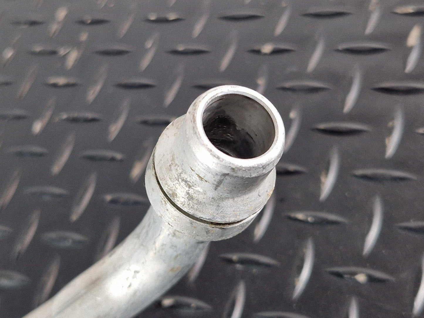 16-19 MERCEDES BENZ GLE W166 GENUINE COOLANT HOSE PIPE A1665009675