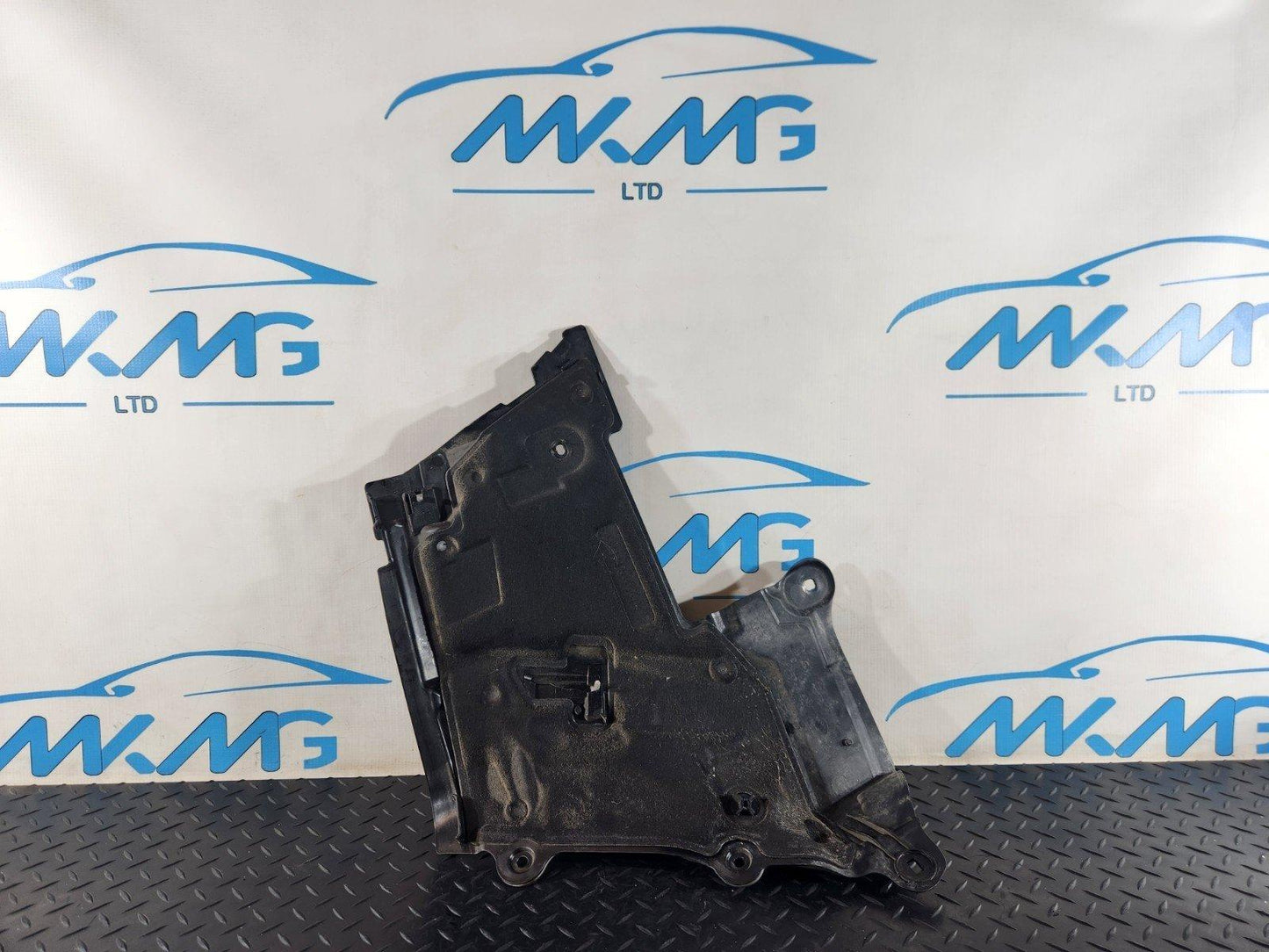 16-22 MERCEDES BENZ X253 ENGINE BAY SOUND ISOLATION LEFT COVER A2536208100
