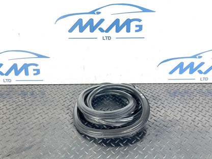 16-19 AUDI A4 B9 GENUINE REAR LEFT  SIDE DOOR RUBBER SEAL 8W5833721