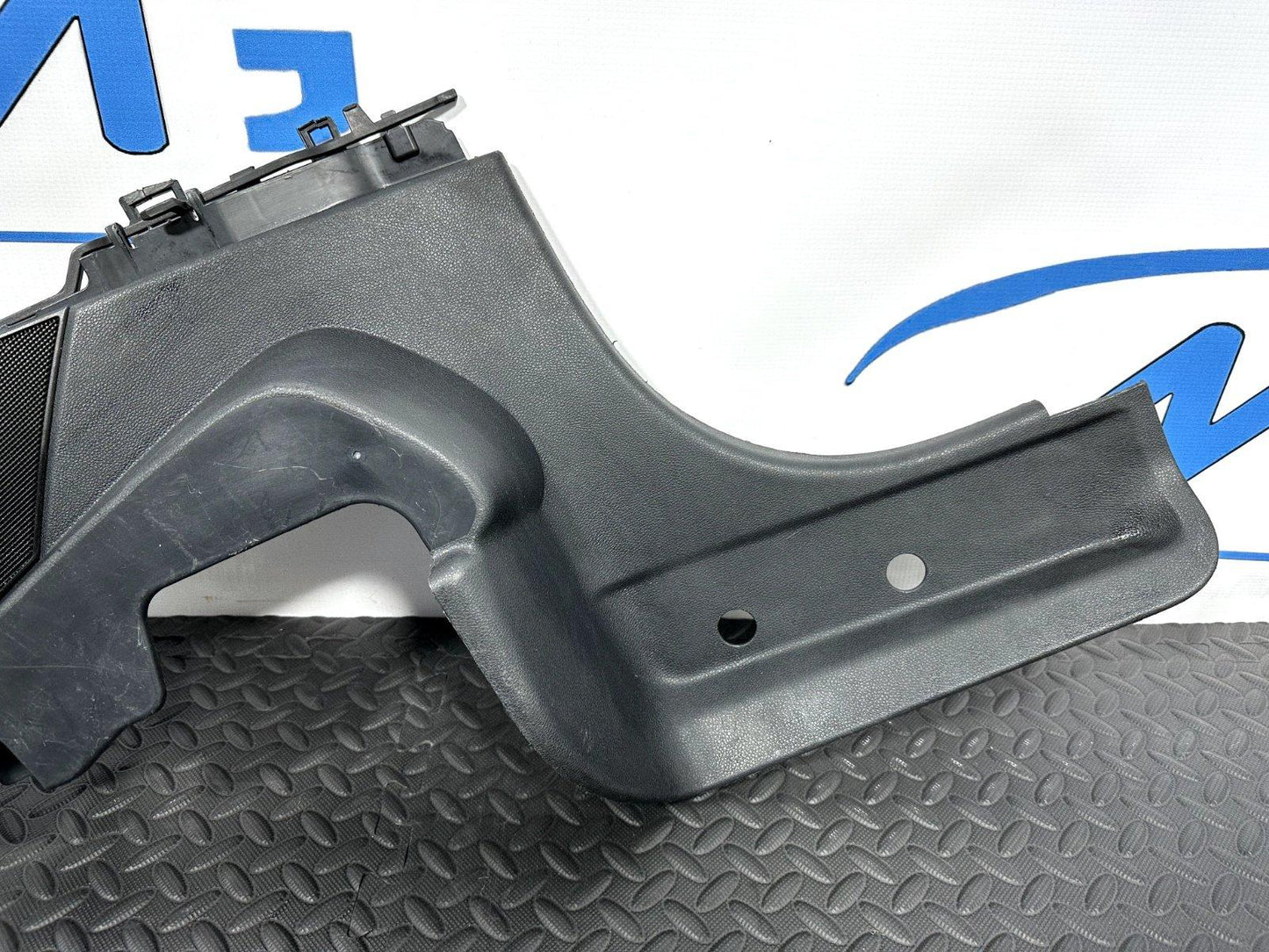 MERCEDES BENZ E CLASS C207 COUPE PASSENGER SIDE REAR C PILLAR COVER A2076901325