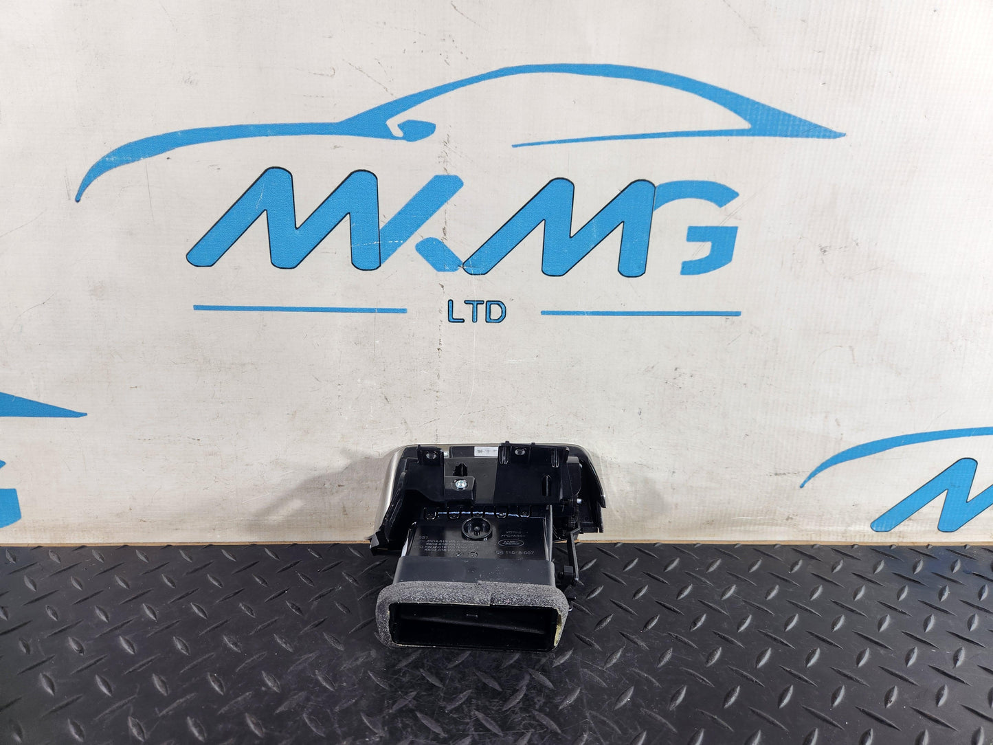 Range Rover Evoque L551 Genuine Left N/S Interior Air Vent K8D2-018B09-DB