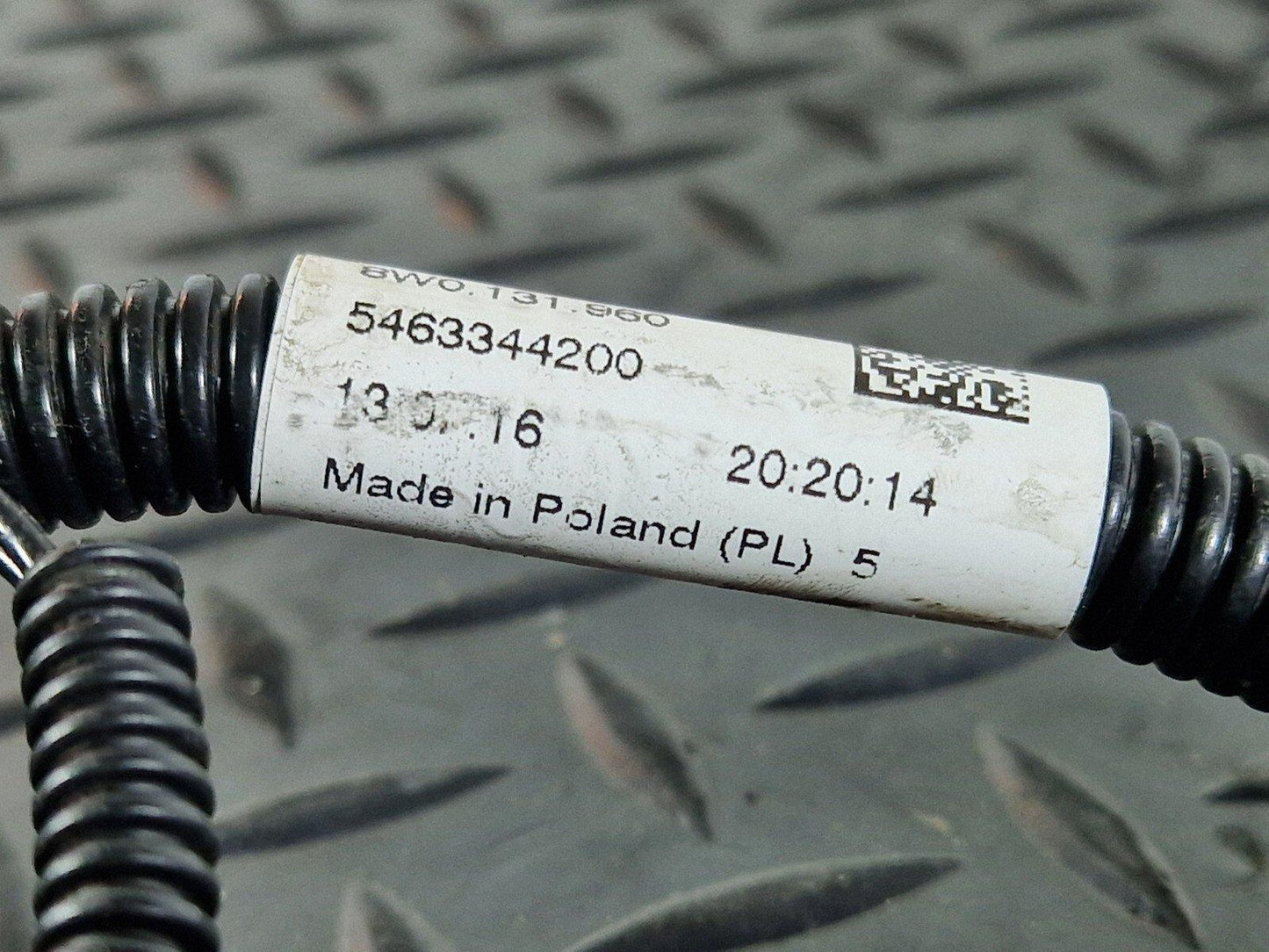 16-19 AUDI A4 AVANT B9 S-LINE OEM ADBLUE TRANSFER LINE 8W0131960