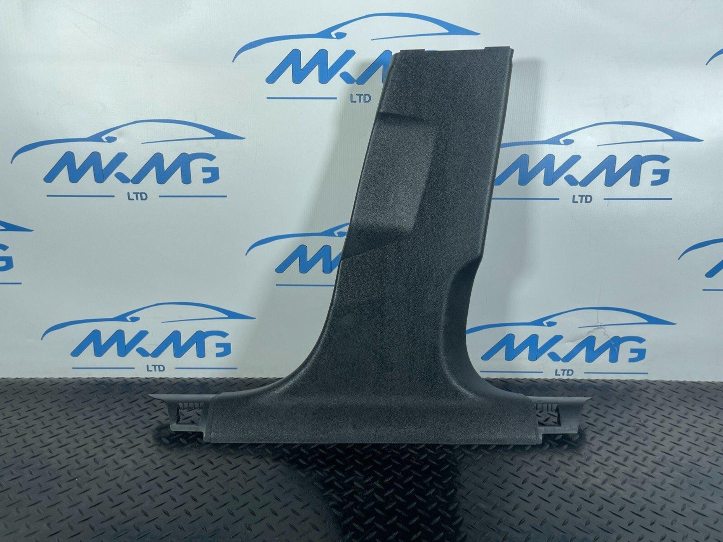 16-23 AUDI A5 F5 SPORTBACK RIGHT DRIVER SIDE LOWER B-PILLAR TRIM 8W8867240A