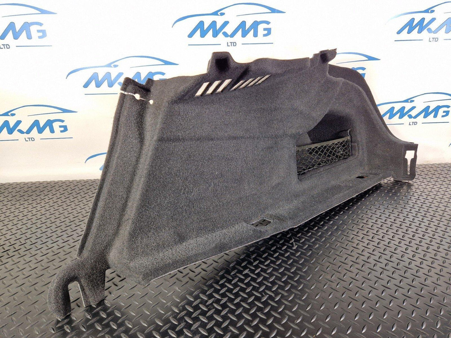 12-18 AUDI A6 C7 REAR RIGHT SIDE BOOT PANEL COVER 4G5863888D 4G5863992D