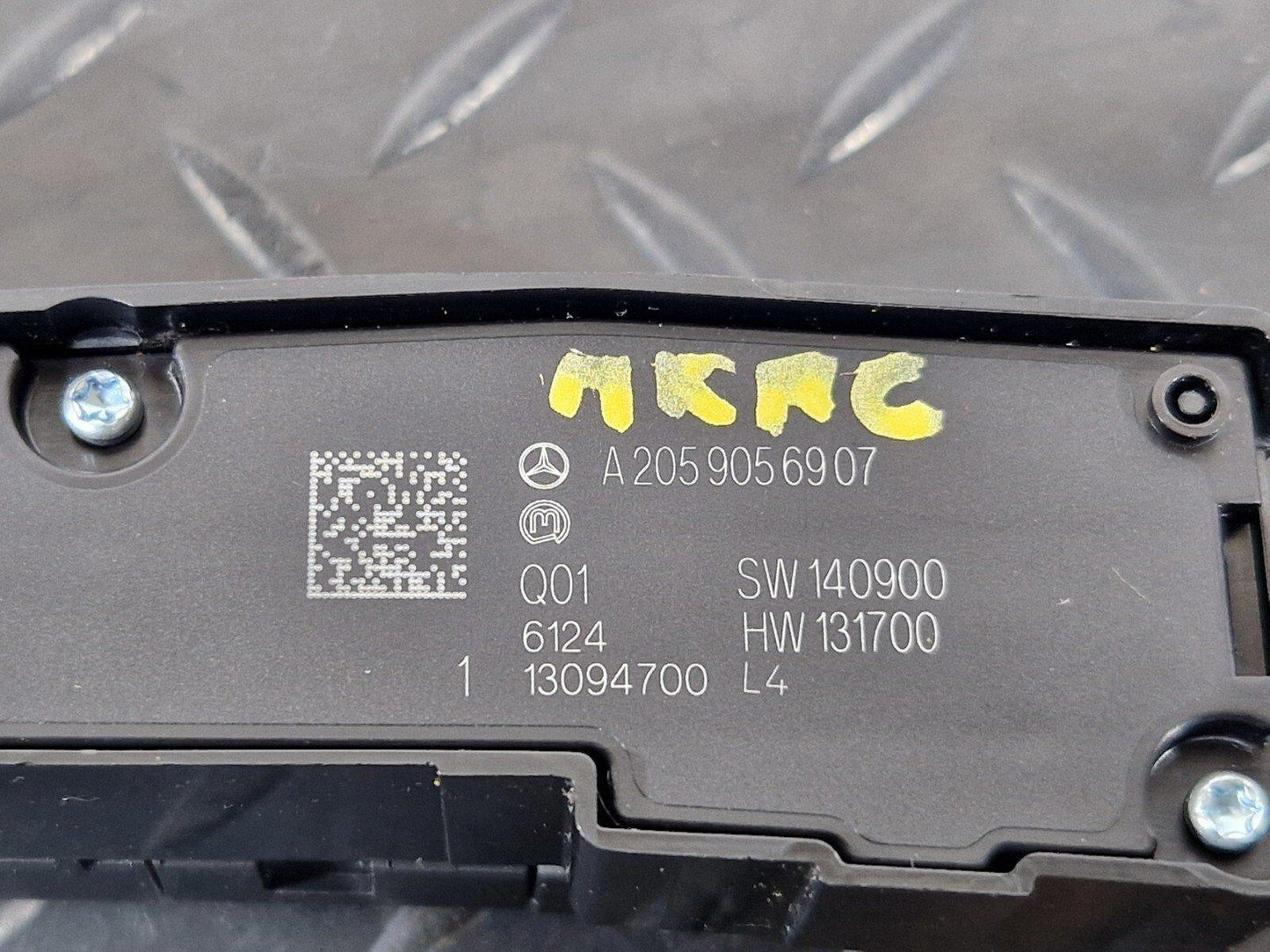 14-21 MERCEDES W205 DRIVING MODE PARKING ASSISTANCE CONTROL SWITCH A2059056907