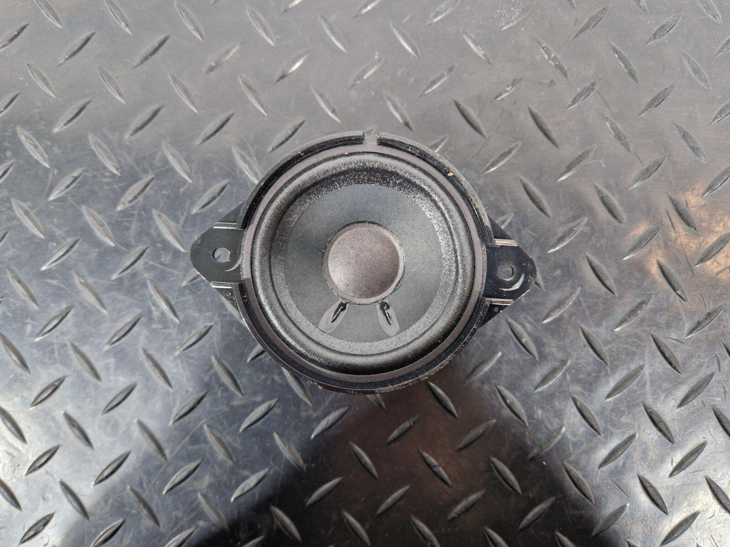 10-18 AUDI A7 4G S-LINE DOOR SOUND SPEAKER PILLAR REAR LEFT RIGHT 4G8035402