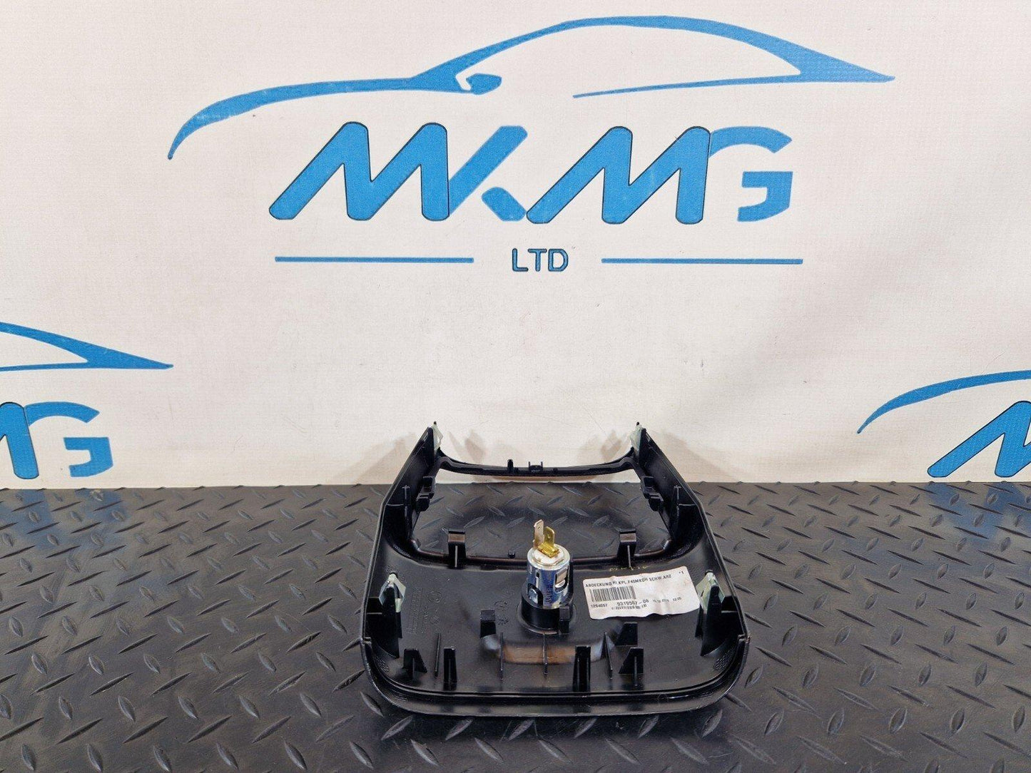 14-21 BMW 2 SERIES 218d GRAN TOURER F46 OEM REAR CENTRE CONSOLE TRIM 9319567