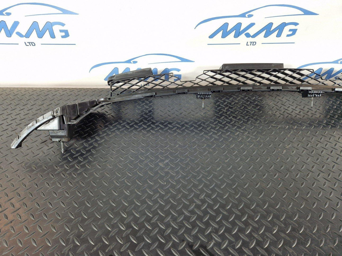 16-19 AUDI A4 AVANT B9 S-LINE OEM REAR BUMPER BRACKET 8W9807385A