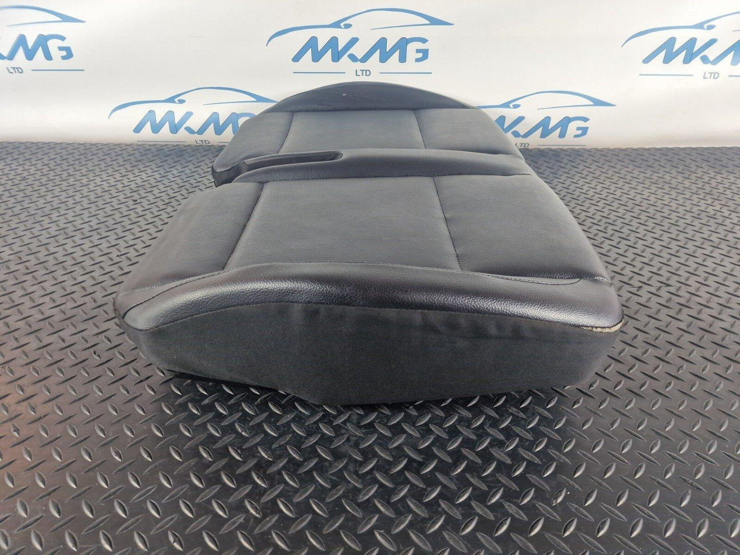 14-23 MERCEDES BENZ VITO W447 FRONT LEFT LEATHER DOUBLE SEAT BENCH A0009110537