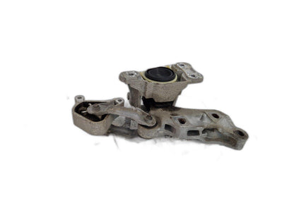 14-23 MERCEDES VITO W447 GENUINE RIGHT ENGINE MOUNT A4472411200