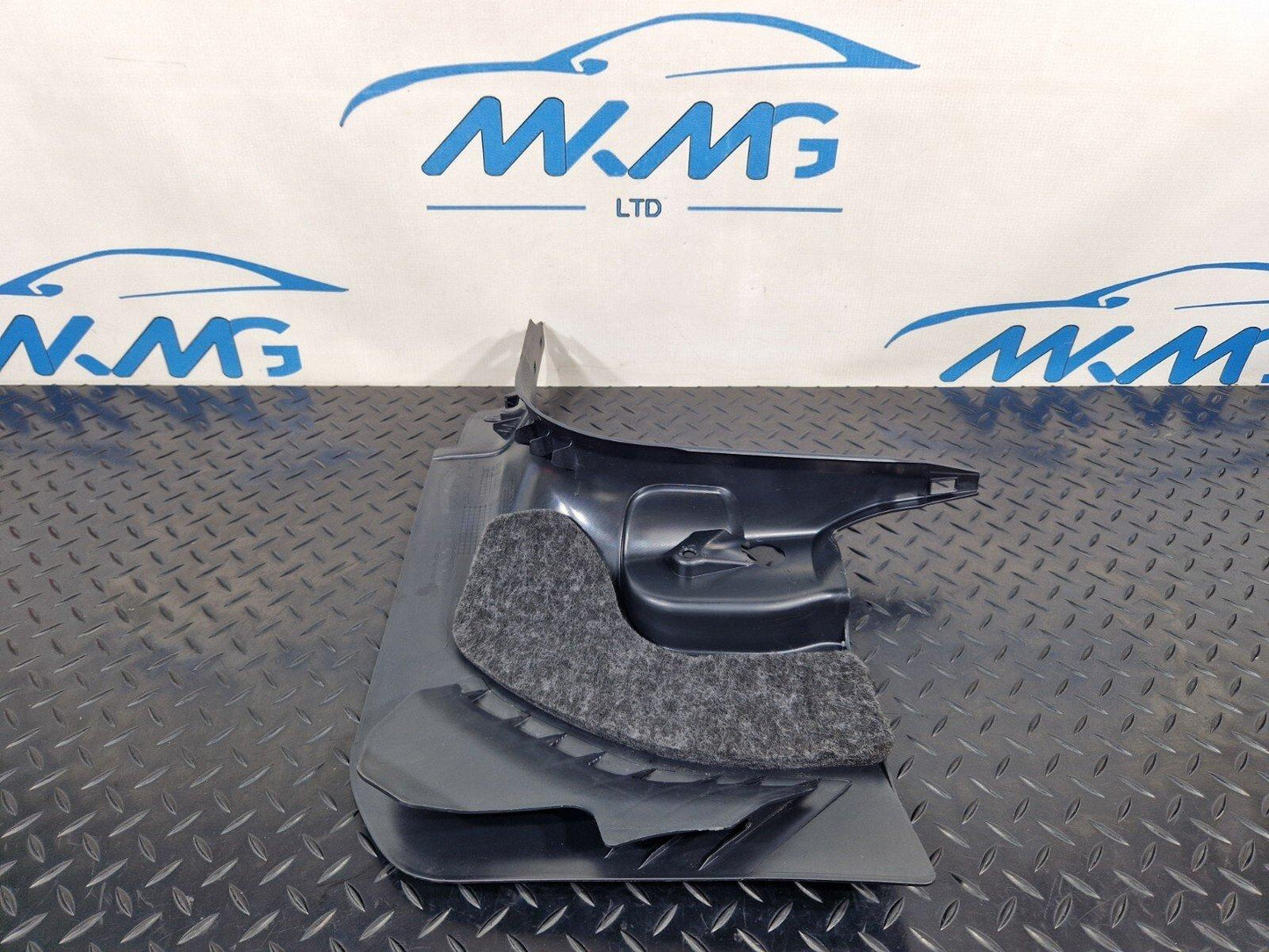 16-23 AUDI S5 COUPE FRONT RIGHT KICK TRIM PANEL 8W6867272