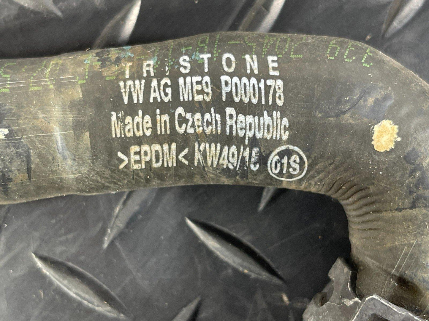 Audi    Unknown Part Type ME9P000178