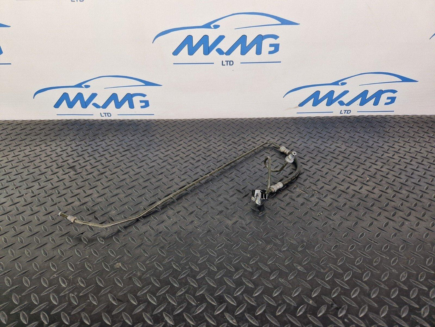 14-20 MERCEDES BENZ GLA 200 X156 OEM CLUTCH CABLE PIPE A2462900000