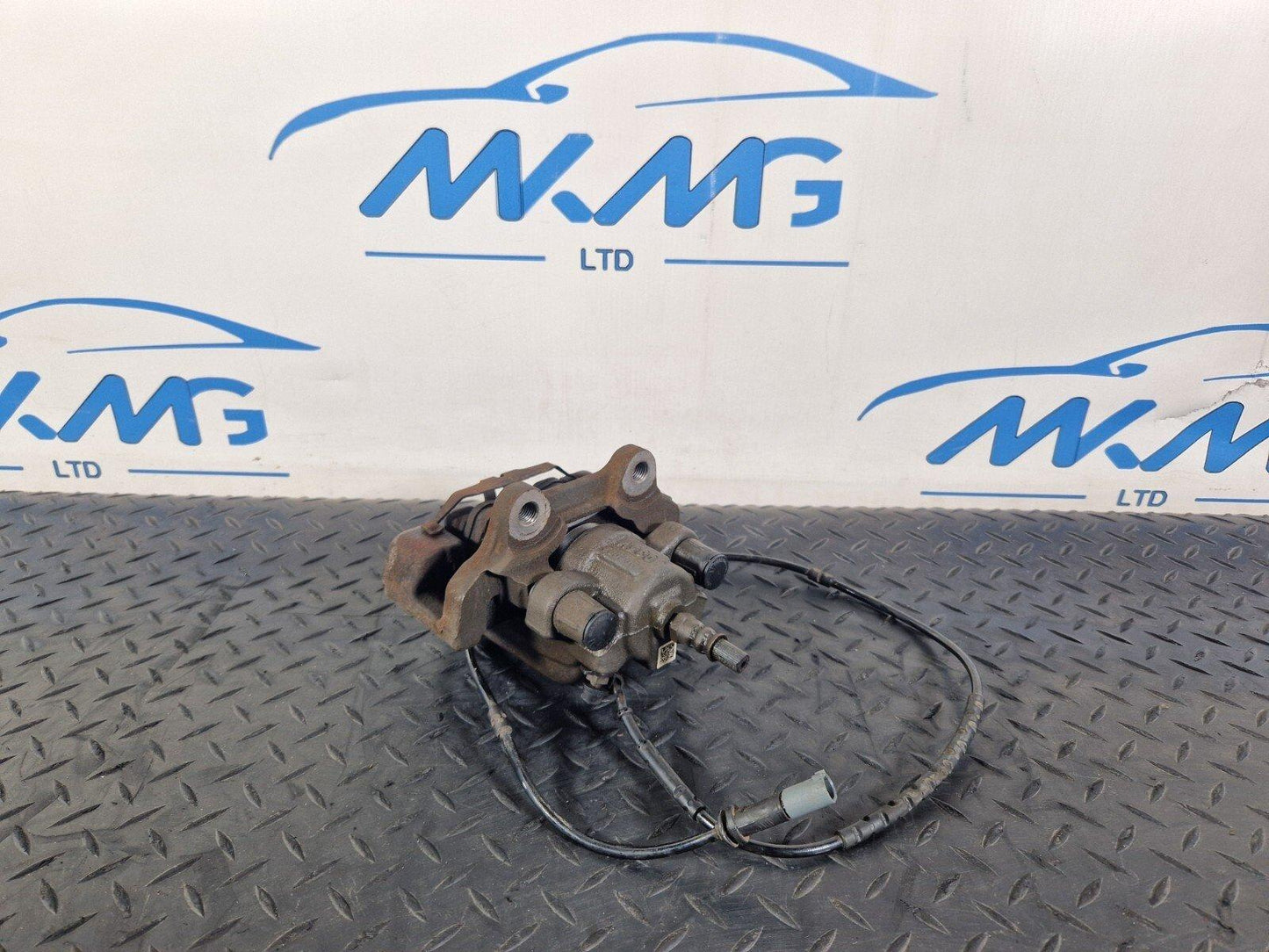 12-18 BMW 4 SERIES F32 F33 F36 LCI M-SPORT REAR RIGHT O/S/R BRAKE CALIPER 20/300